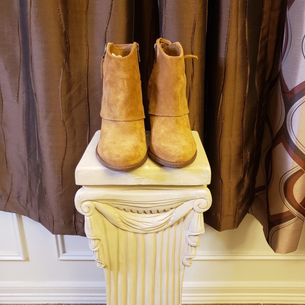 Women's booties